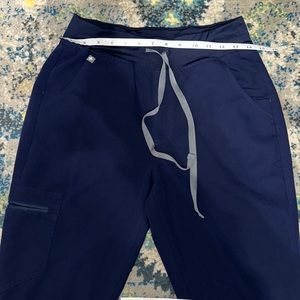 PETITE small navy figs joggers
